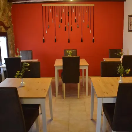 Casa rural El Almendro Y La Montaña *